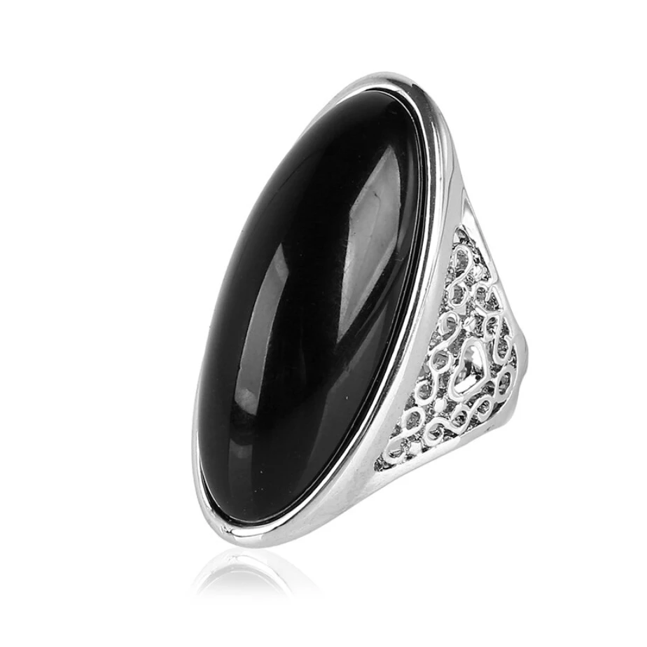 Foggia Large Oval Synthetic Stone Ring – ANN VOYAGE